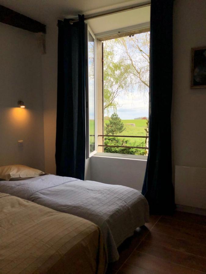 Les Chambres De Mont St Sebastien Soignolles-en-Brie Bagian luar foto